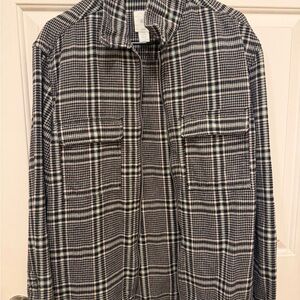 H&M Black and Tan Plaid Button-Front Shacket
